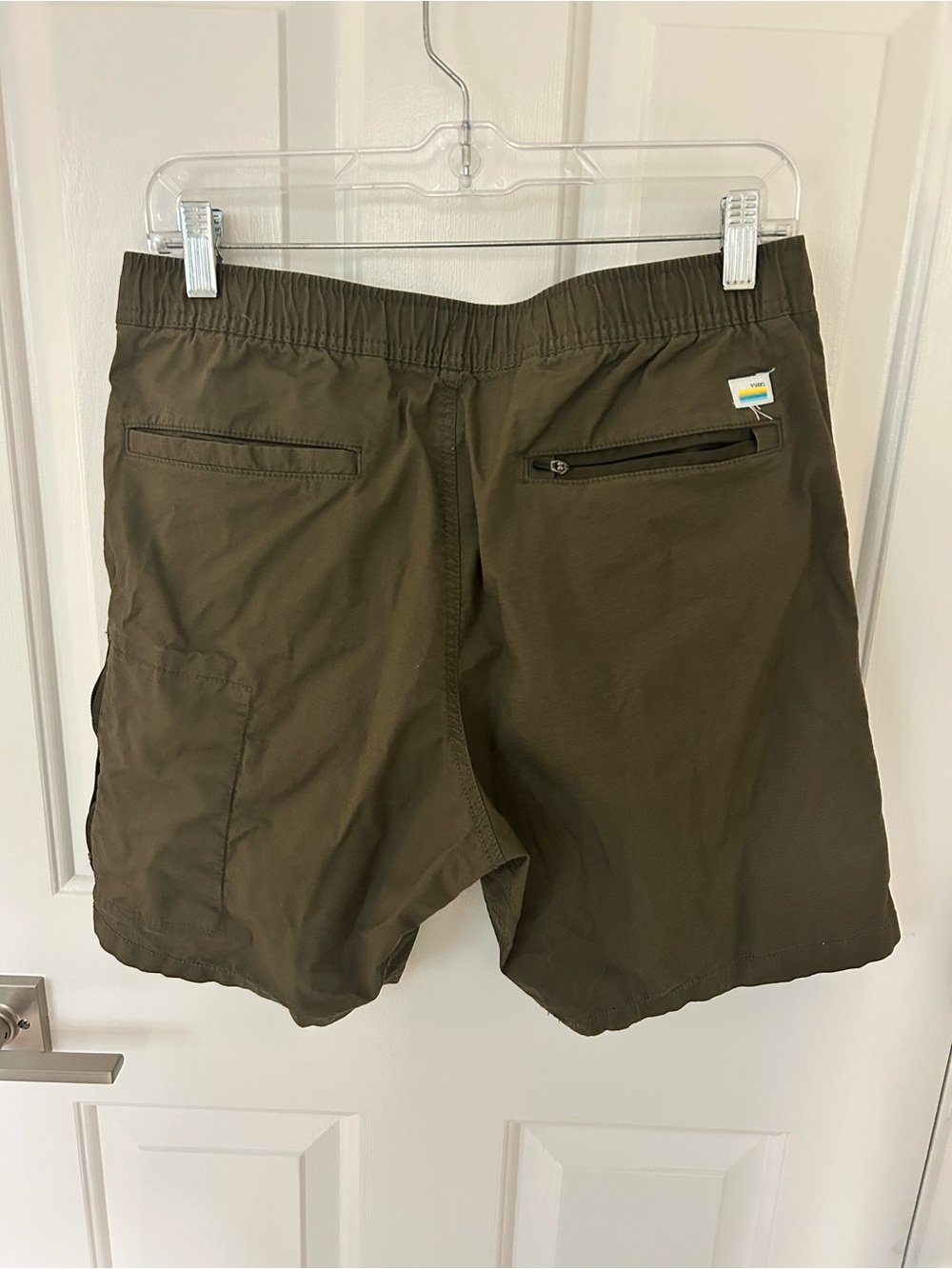 Vuori Men’s Ripstop Shorts In Dark Oregano - Picture 4 of 7
